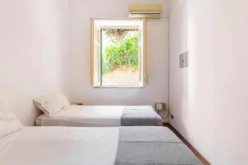 Mondello Sea View Beach Apartment Palermo 0*,